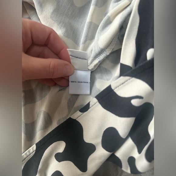 Diane Von Furstenberg Silk Wrap Dress Abstract Camo Print Size 0 - Picture 8 of 12